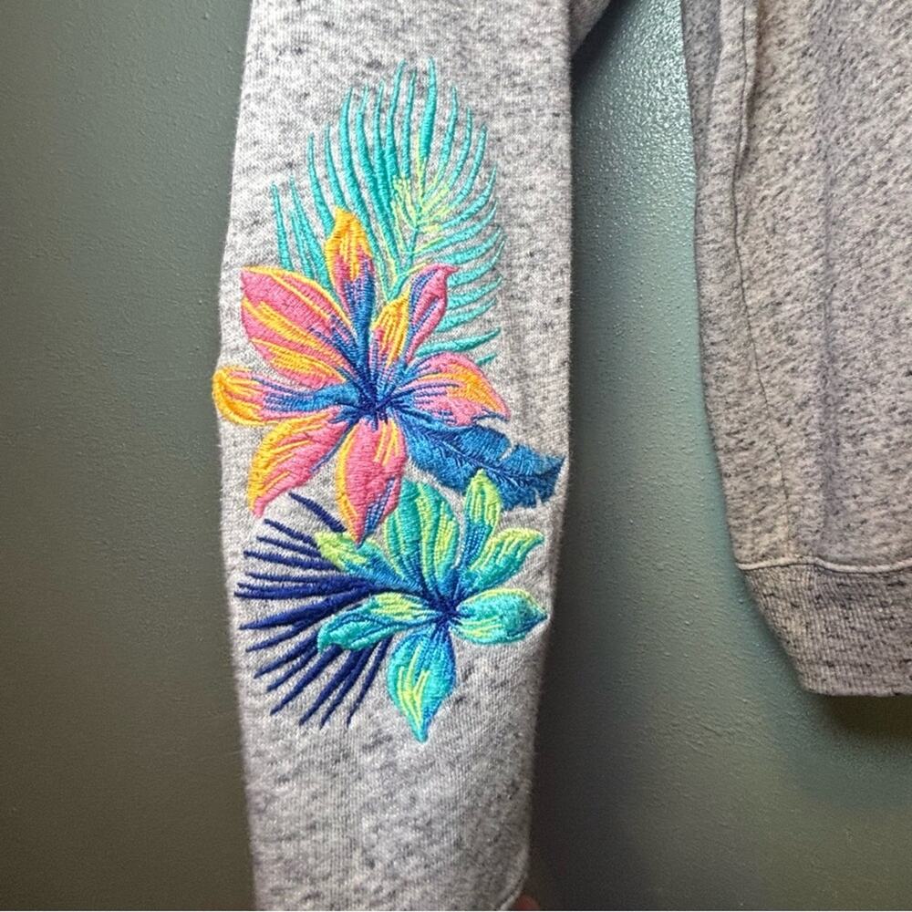 PINK Gray Quarter Zip Pullover with Tropical Embroidered Sleeve Detail – Size XS - Picture 2 of 9
